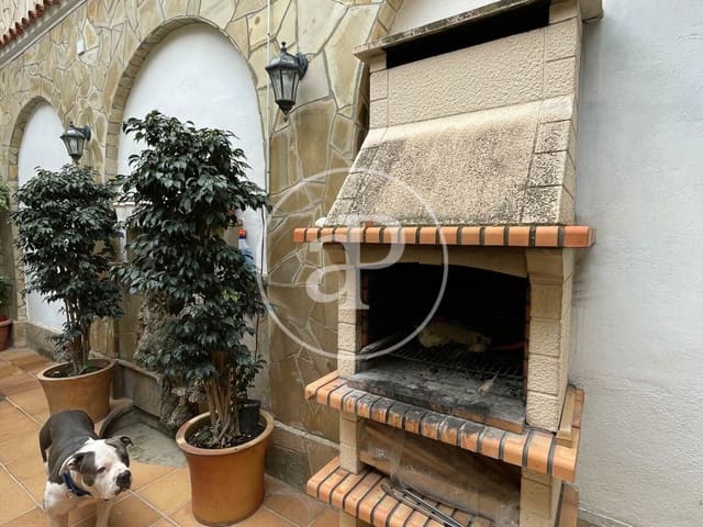 5 soverom Villa til salgs i El Masnou - € 1 100 000 (Ref: 8620807)