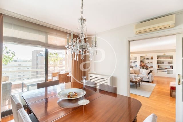 4 soveværelse Lejlighed til salg i Pedralbes, Barcelona by med swimmingpool - € 2.400.000 (Ref: 8633934)