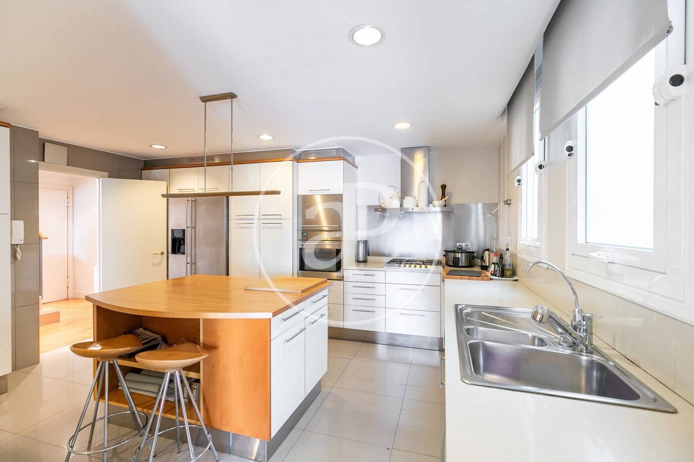 4 soveværelse Lejlighed til salg i Barcelona by med swimmingpool - € 2.400.000 (Ref: 8633934)