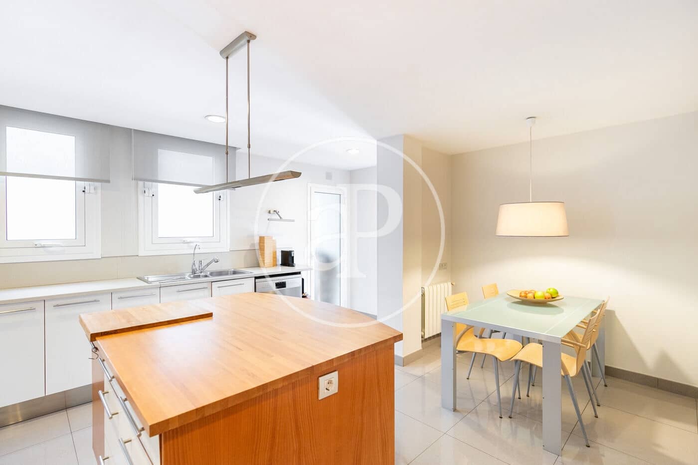4 soveværelse Lejlighed til salg i Barcelona by med swimmingpool - € 2.400.000 (Ref: 8633934)