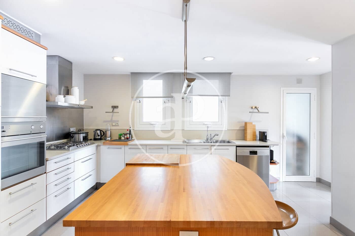 4 soveværelse Lejlighed til salg i Barcelona by med swimmingpool - € 2.400.000 (Ref: 8633934)