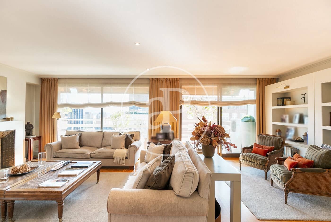 4 soveværelse Lejlighed til salg i Barcelona by med swimmingpool - € 2.400.000 (Ref: 8633934)