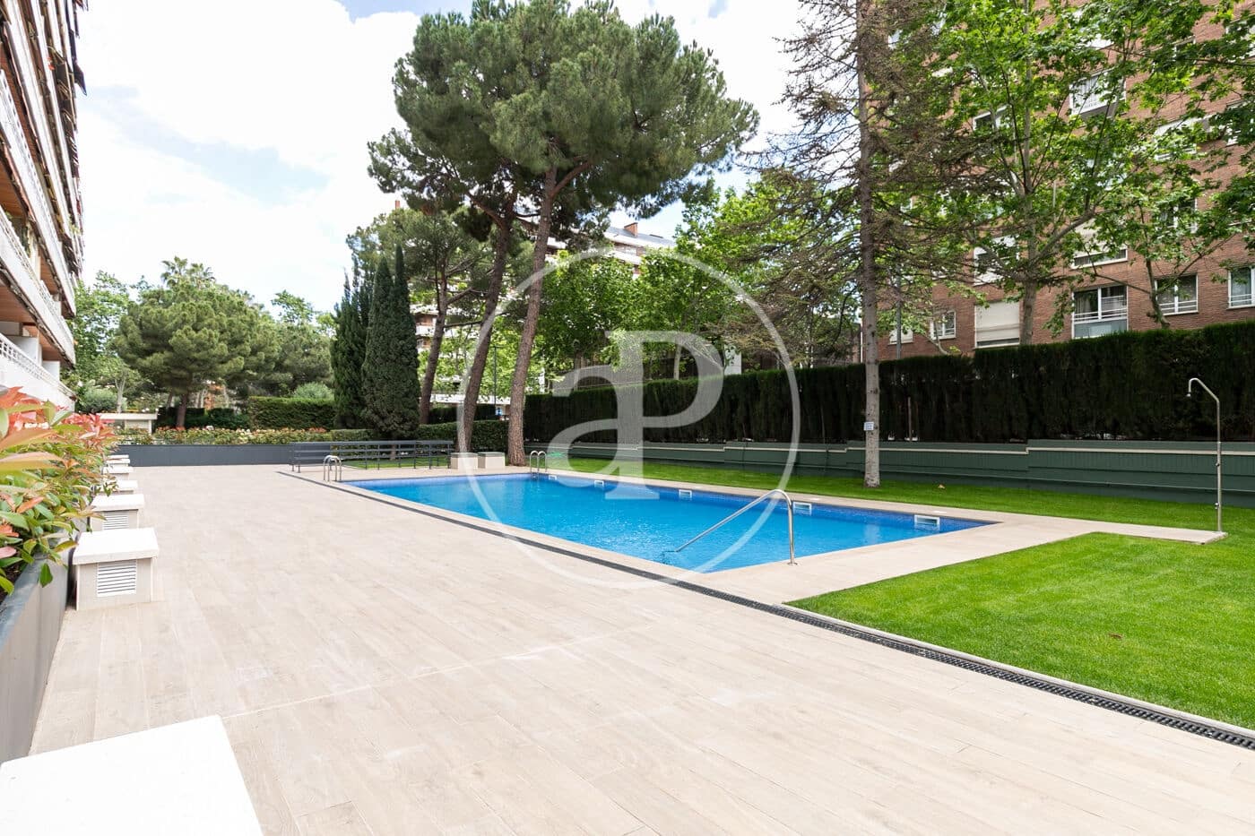 4 soveværelse Lejlighed til salg i Barcelona by med swimmingpool - € 2.400.000 (Ref: 8633934)