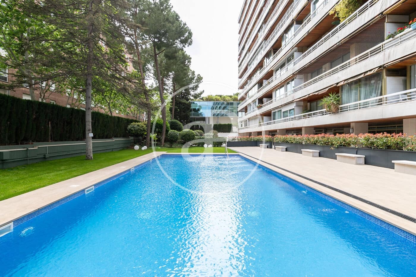 4 soveværelse Lejlighed til salg i Barcelona by med swimmingpool - € 2.400.000 (Ref: 8633934)