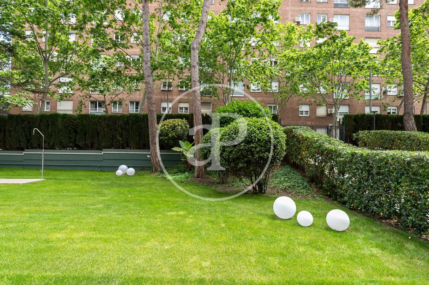 4 soveværelse Lejlighed til salg i Barcelona by med swimmingpool - € 2.400.000 (Ref: 8633934)