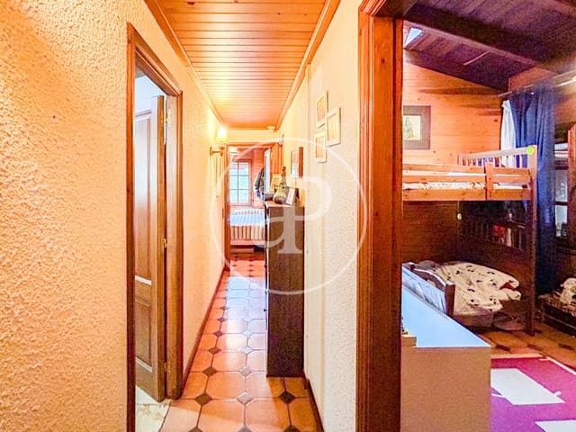 5 soverom Villa til salgs i Matadepera - € 750 000 (Ref: 8671301)