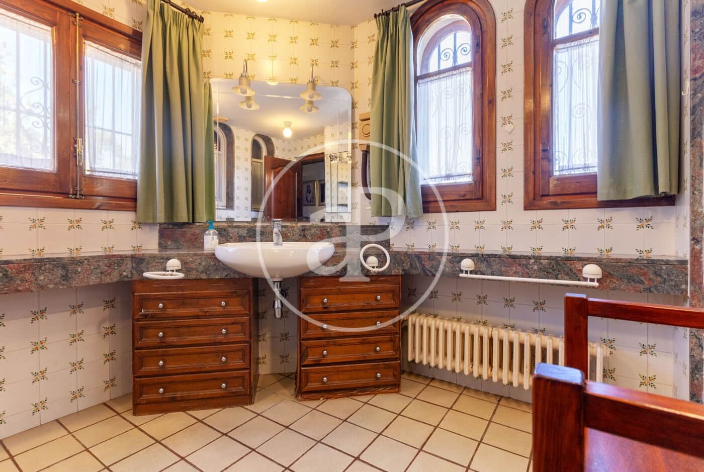 6 soveværelse Villa til salg i Orrius med swimmingpool - € 1.300.000 (Ref: 8687164)