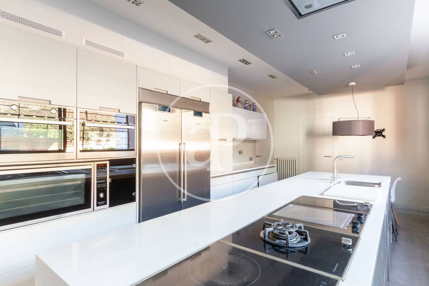 6 soveværelse Villa til salg i Orrius med swimmingpool - € 1.300.000 (Ref: 8687164)