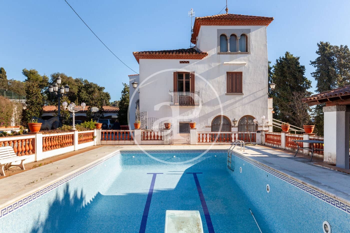 6 soveværelse Villa til salg i Orrius med swimmingpool - € 1.300.000 (Ref: 8687164)