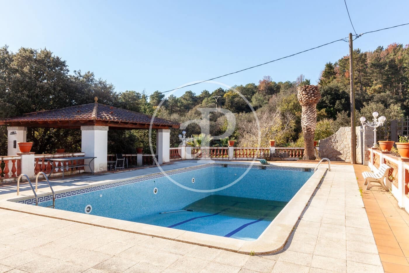 6 soveværelse Villa til salg i Orrius med swimmingpool - € 1.300.000 (Ref: 8687164)