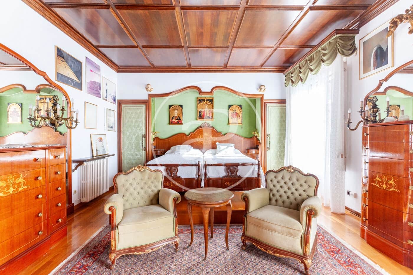 6 soveværelse Villa til salg i Orrius med swimmingpool - € 1.300.000 (Ref: 8687164)