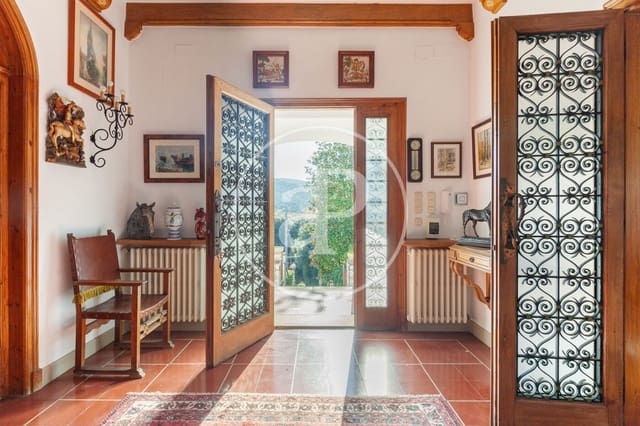 6 soverom Villa til salgs i Orrius med svømmebasseng - € 1 300 000 (Ref: 8687164)