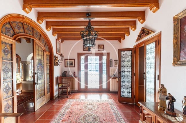 6 soverom Villa til salgs i Orrius med svømmebasseng - € 1 300 000 (Ref: 8687164)