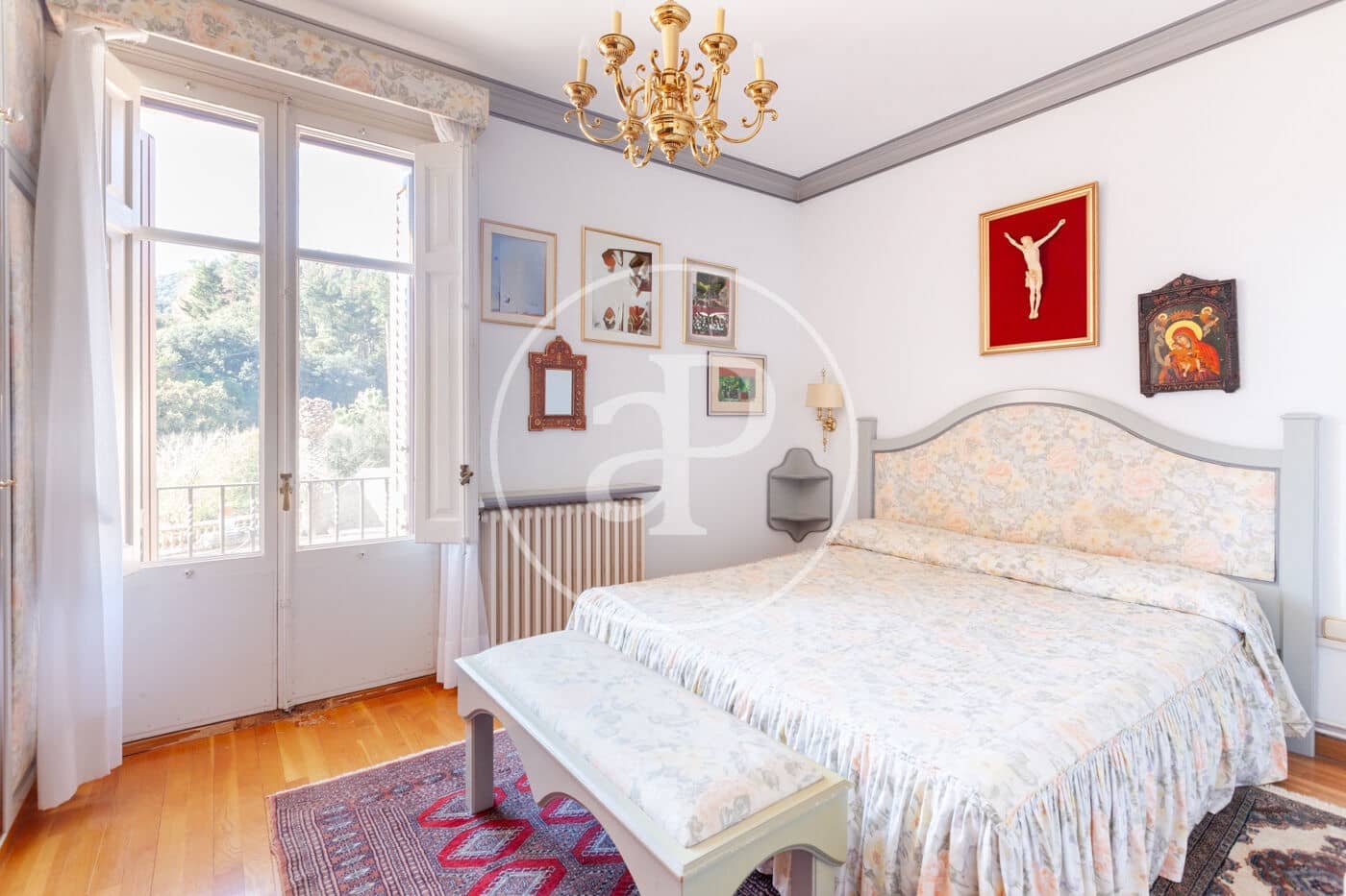 6 soveværelse Villa til salg i Orrius med swimmingpool - € 1.300.000 (Ref: 8687164)