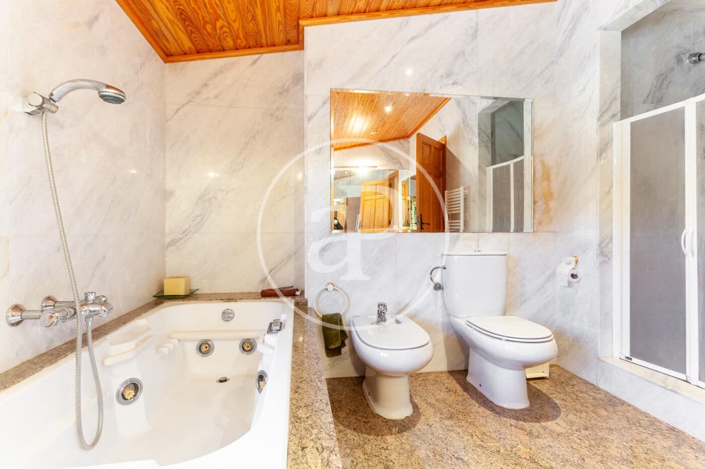 6 soveværelse Villa til salg i Orrius med swimmingpool - € 1.300.000 (Ref: 8687164)