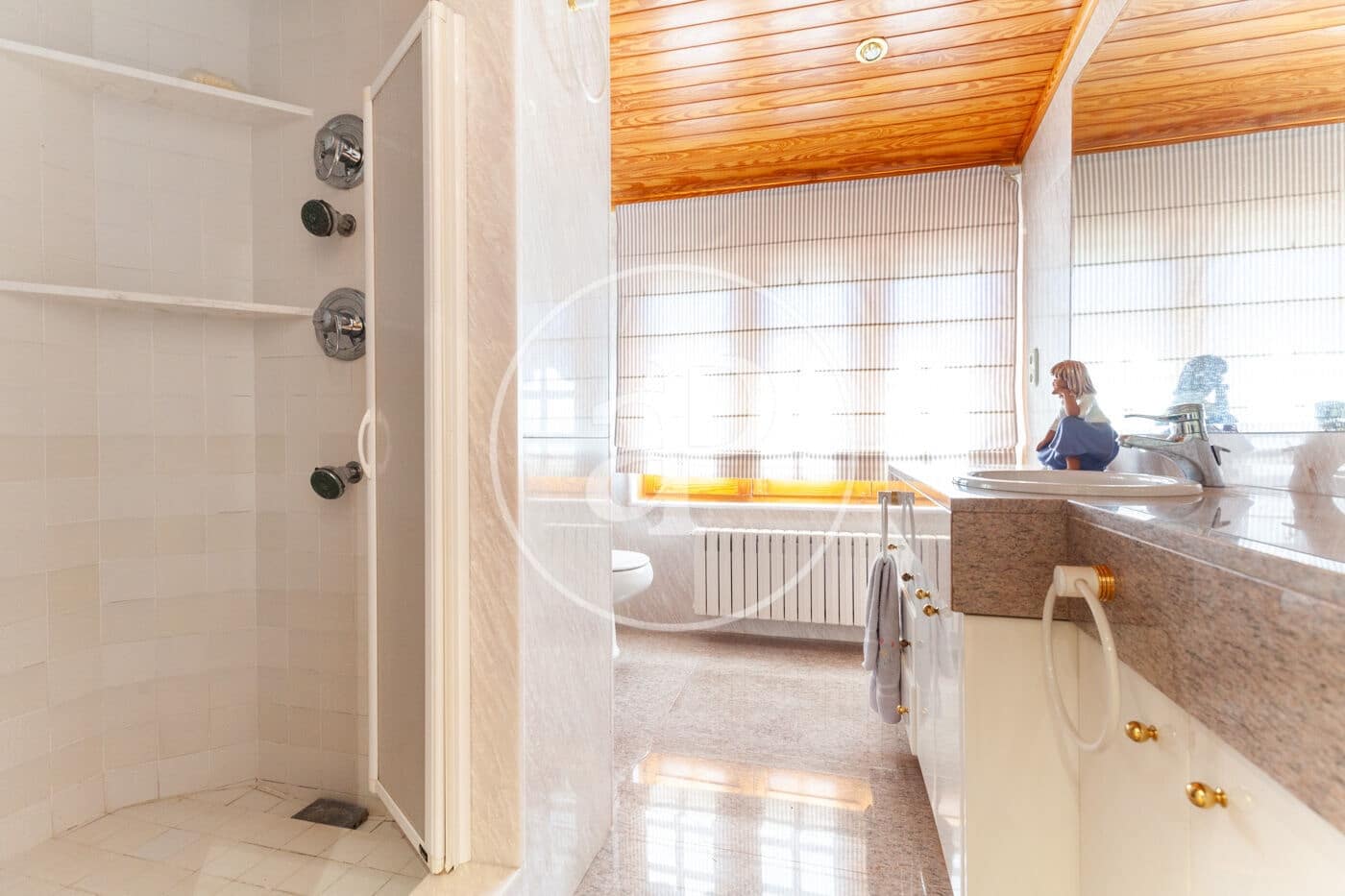 6 soveværelse Villa til salg i Orrius med swimmingpool - € 1.300.000 (Ref: 8687164)