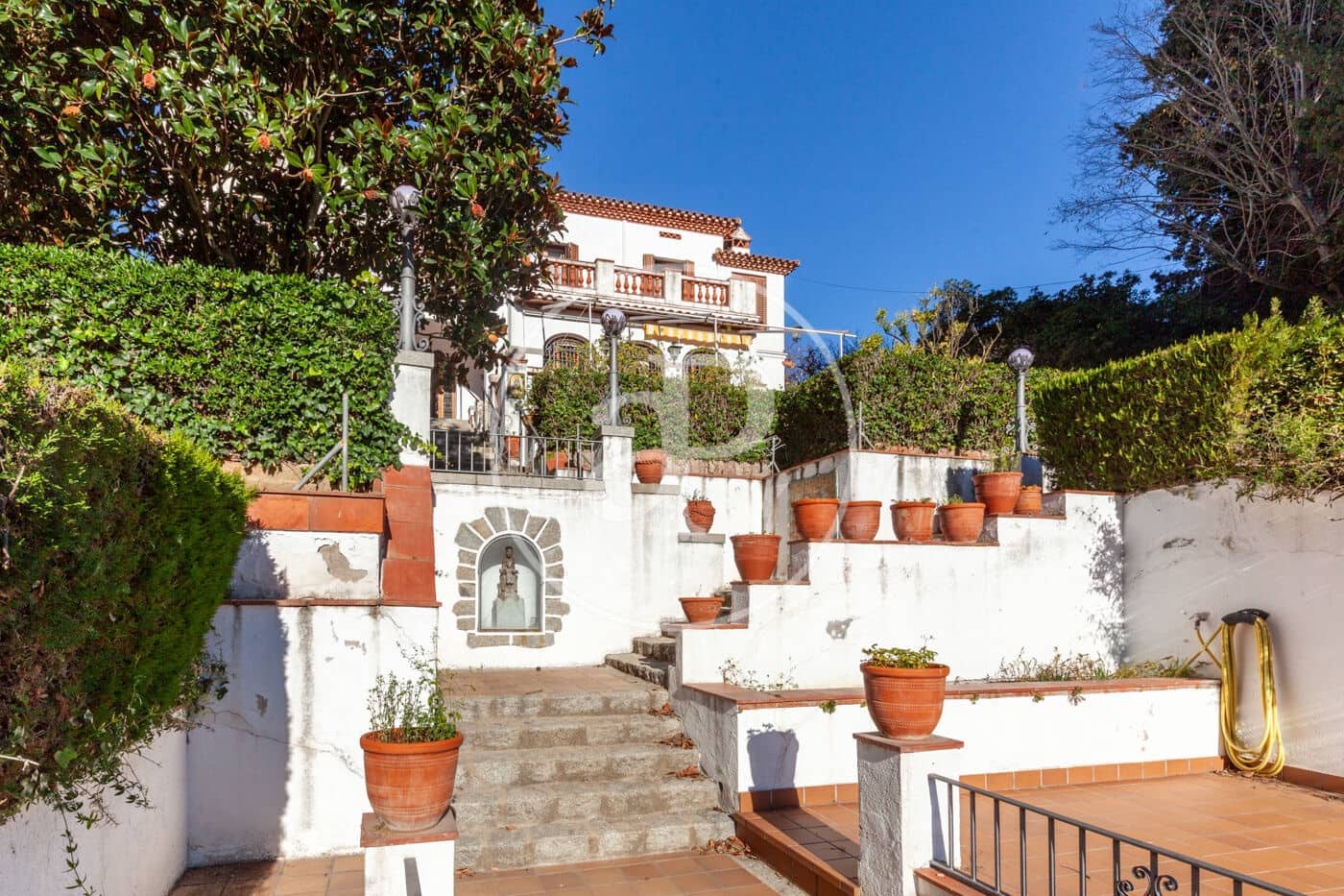 6 soveværelse Villa til salg i Orrius med swimmingpool - € 1.300.000 (Ref: 8687164)