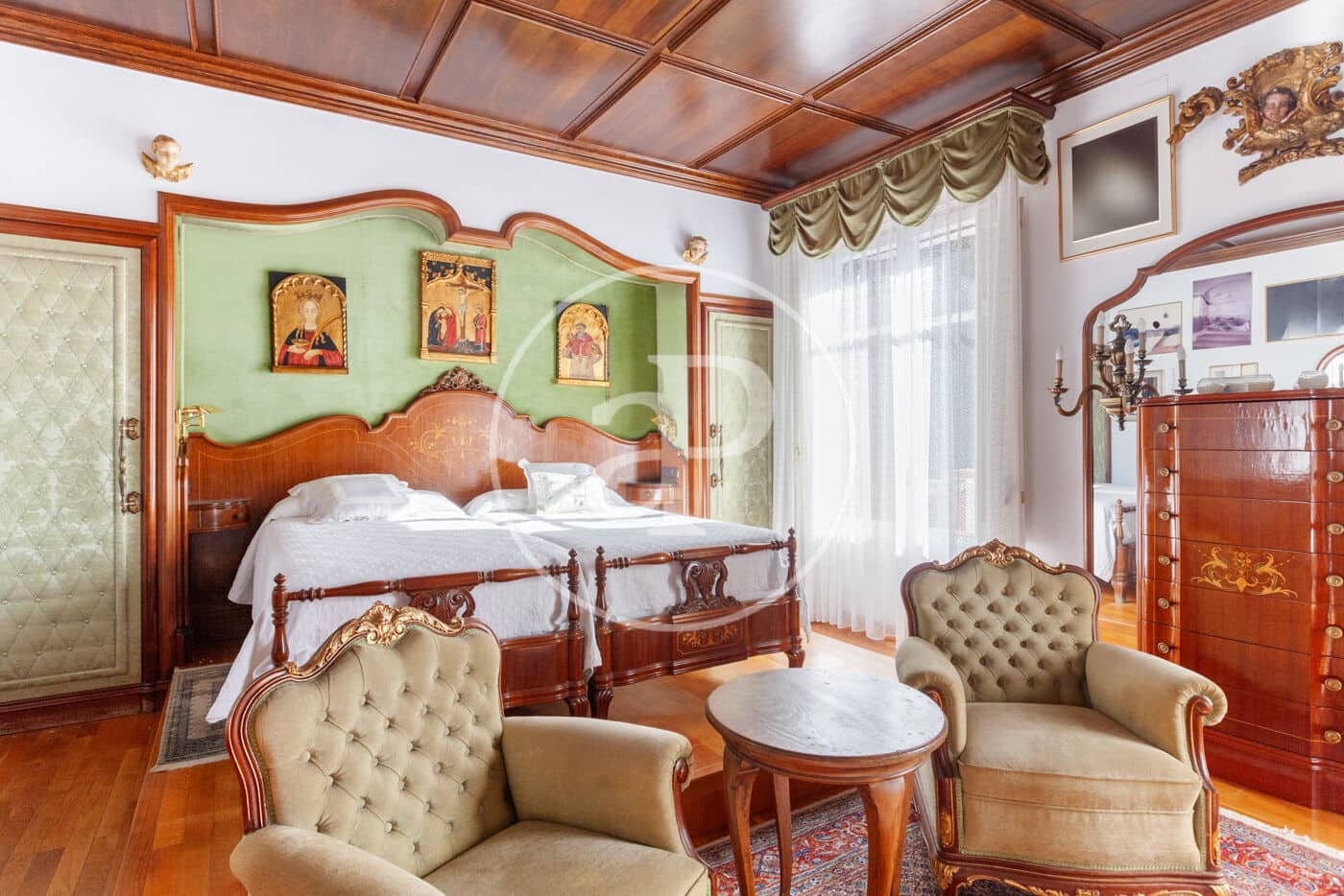 6 soveværelse Villa til salg i Orrius med swimmingpool - € 1.300.000 (Ref: 8687164)