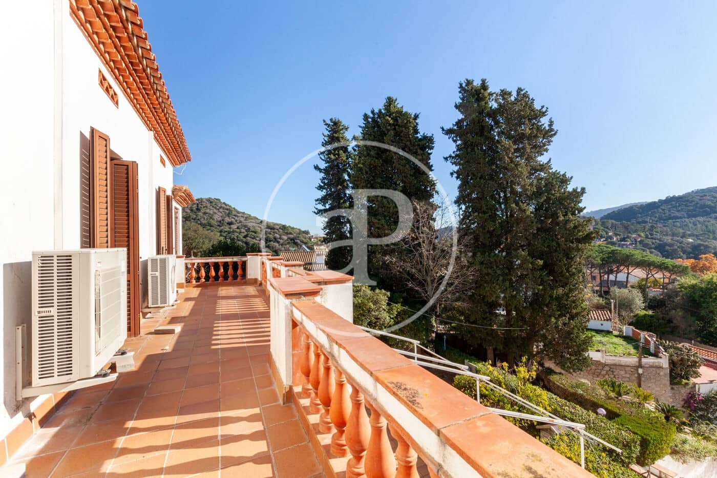 6 soveværelse Villa til salg i Orrius med swimmingpool - € 1.300.000 (Ref: 8687164)