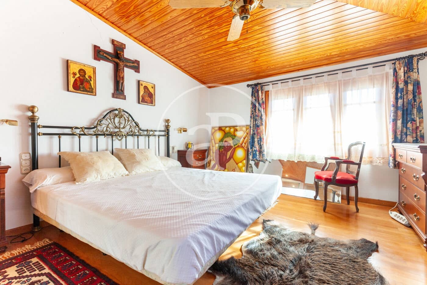 6 soveværelse Villa til salg i Orrius med swimmingpool - € 1.300.000 (Ref: 8687164)