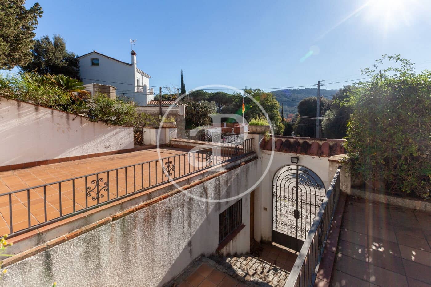 6 soveværelse Villa til salg i Orrius med swimmingpool - € 1.300.000 (Ref: 8687164)