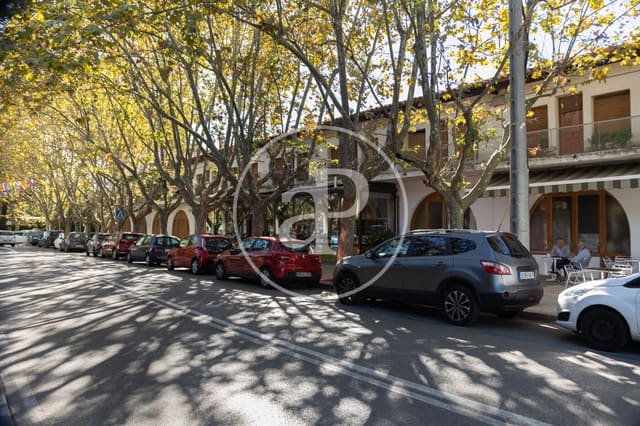 Mark till salu i Bellaterra, Cerdanyola del Vallès - 525 000 € (Ref: 8719070)