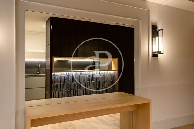 3 soveværelse Lejlighed til salg i Les Corts, Barcelona by - € 925.000 (Ref: 8719079)