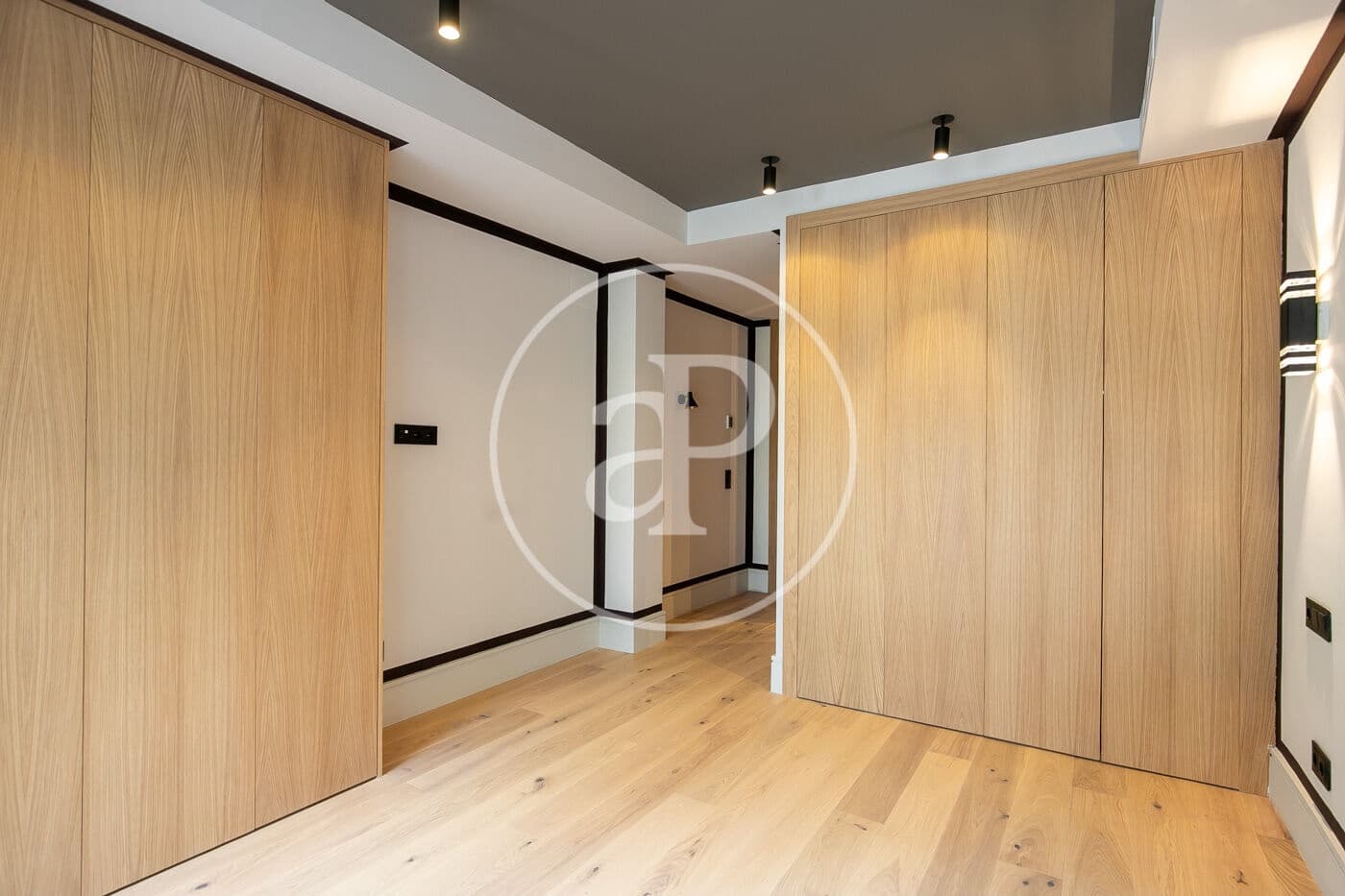 3 soveværelse Lejlighed til salg i Barcelona by - € 925.000 (Ref: 8719079)