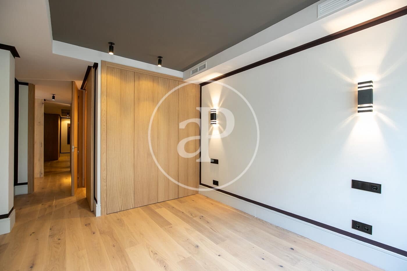 3 soveværelse Lejlighed til salg i Barcelona by - € 925.000 (Ref: 8719079)