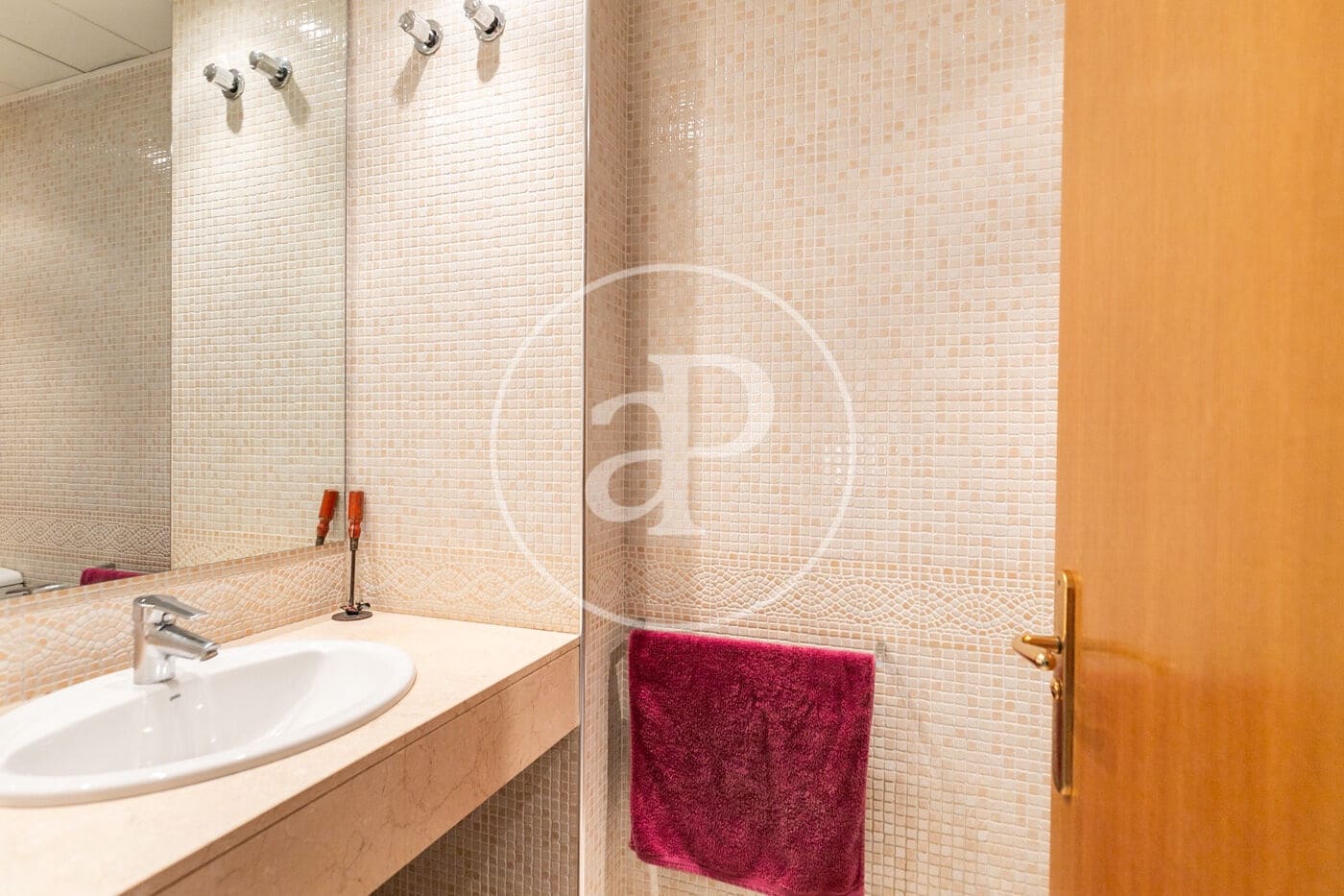 3 soveværelse Villa til salg i Barcelona by - € 900.000 (Ref: 8719085)