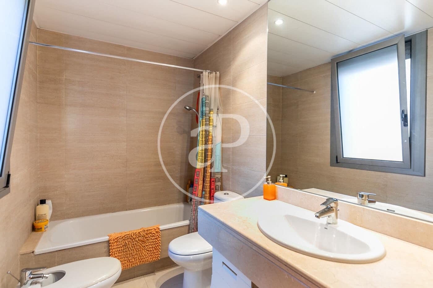 3 soveværelse Villa til salg i Barcelona by - € 900.000 (Ref: 8719085)