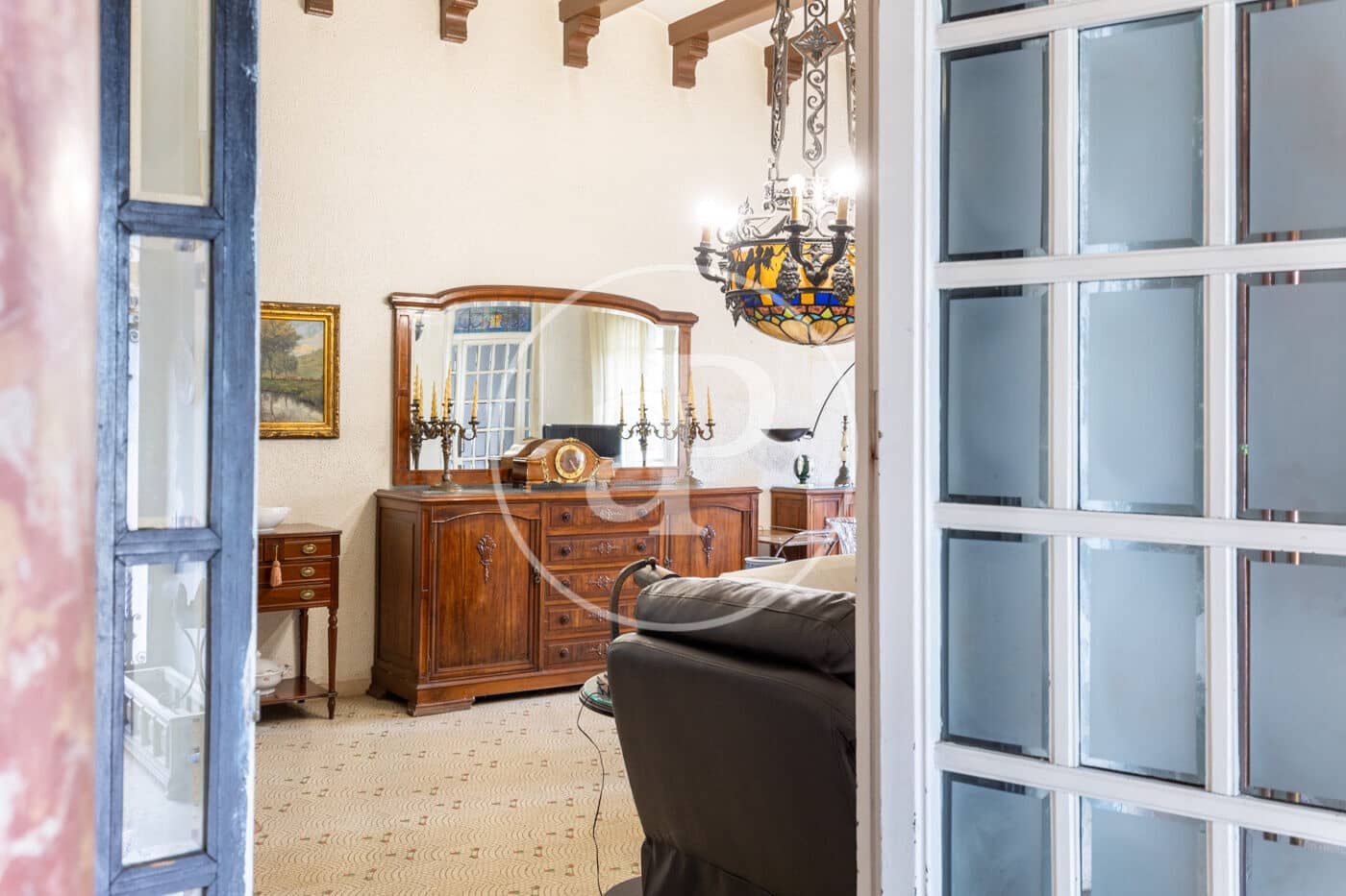 5 bedroom Villa for sale in Terrassa with pool - € 890,000 (Ref: 8719109)