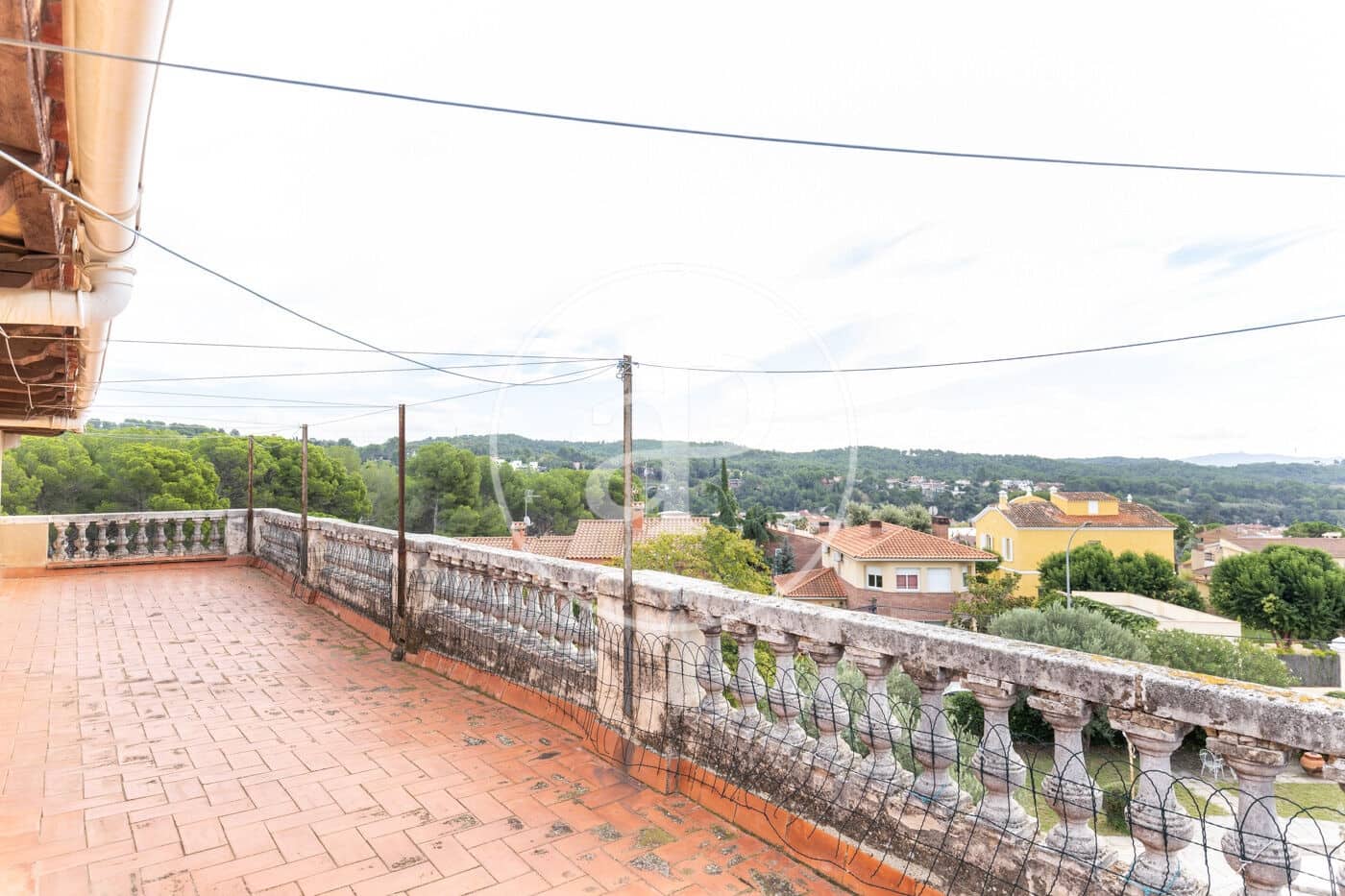 5 bedroom Villa for sale in Terrassa with pool - € 890,000 (Ref: 8719109)