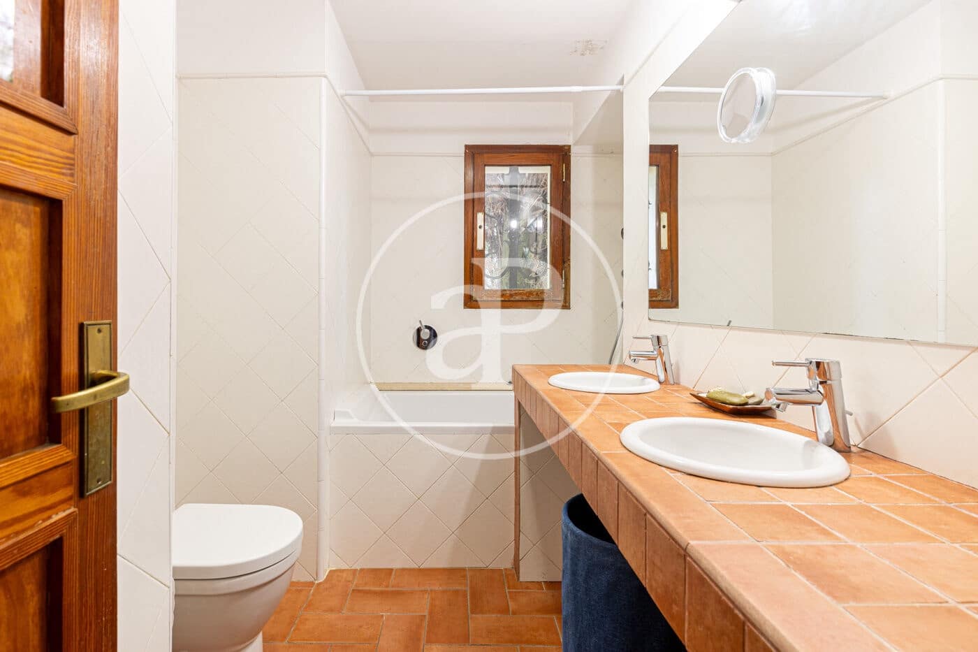 6 makuuhuone Huvila myytävänä paikassa Barcelona kaupunki mukana uima-altaan - 1 950 000 € (Ref: 8725180)