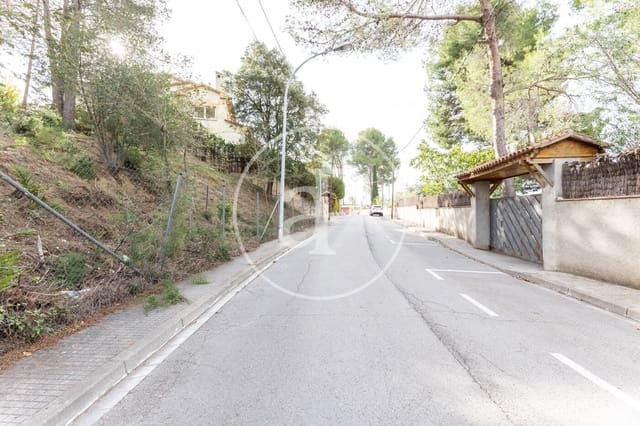 Terreno/Finca Rústica en Bellaterra, Cerdanyola del Vallès en venta - 740.000 € (Ref: 8725181)