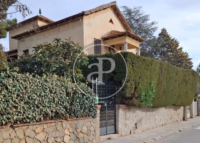 5 makuuhuone Huvila myytävänä paikassa Valldoreix, Sant Cugat del Vallès mukana uima-altaan - 671 000 € (Ref: 8725184)