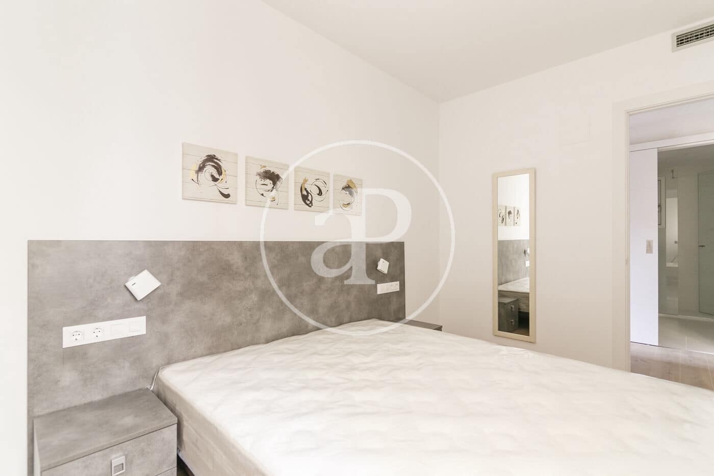 2 soveværelse Lejlighed til leje i Barcelona by - € 2.950 (Ref: 8726040)