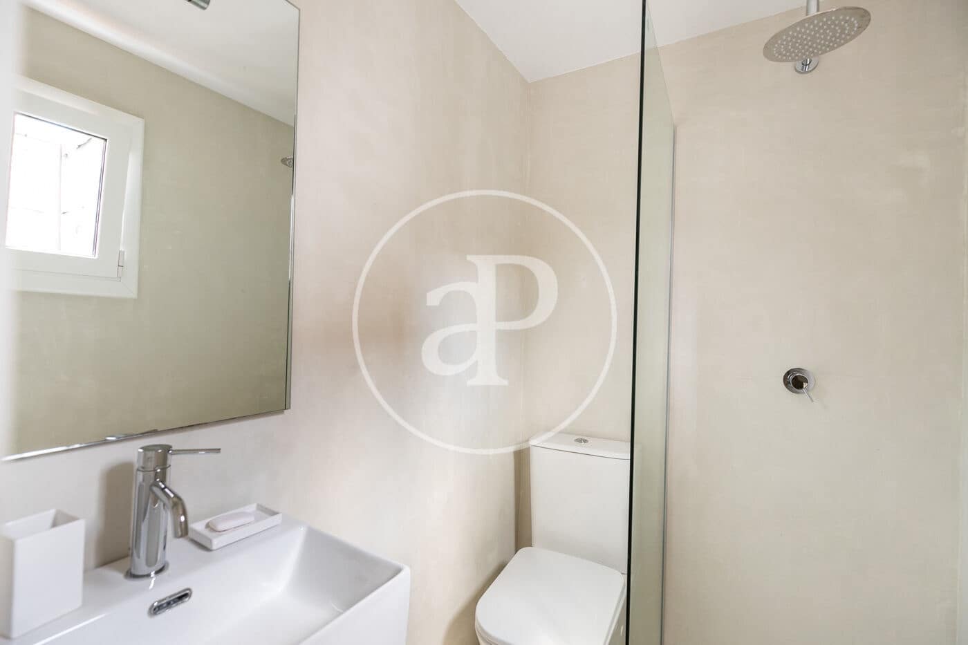 2 sovrum Lägenhet att hyra i Barcelona stad - 1 800 € (Ref: 8726042)