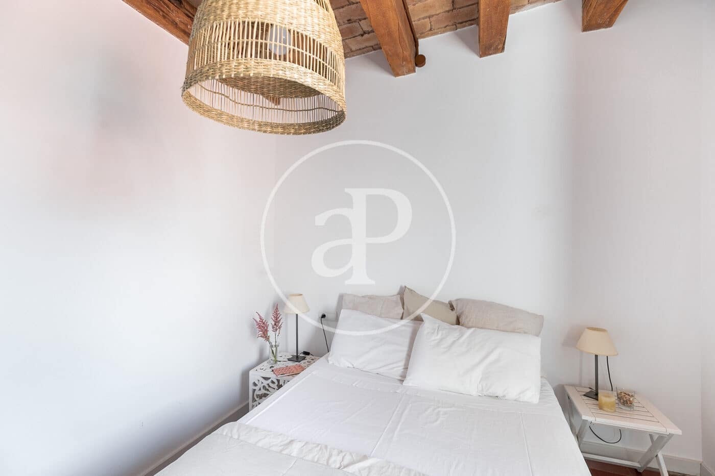 2 sovrum Lägenhet att hyra i Barcelona stad - 1 800 € (Ref: 8726042)