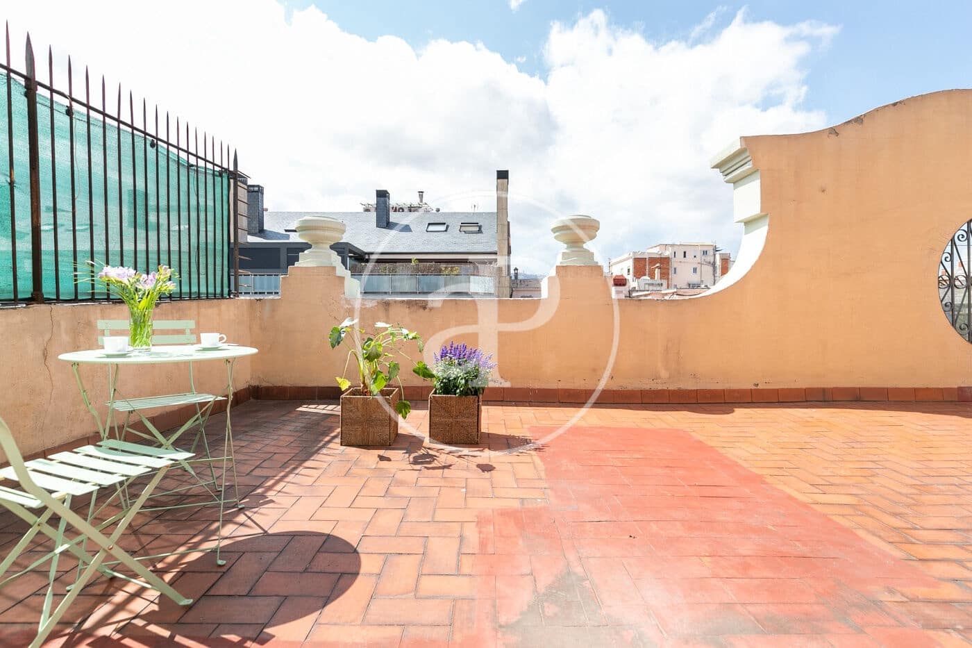 2 sovrum Lägenhet att hyra i Barcelona stad - 1 800 € (Ref: 8726042)