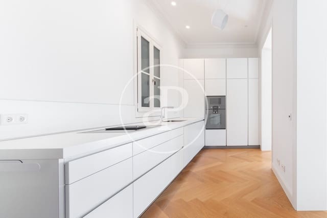 3 camera da letto Appartamento da affittare in La Dreta de L'Eixample, Barcelona città con piscina - 9.000 € (Rif: 8726045)