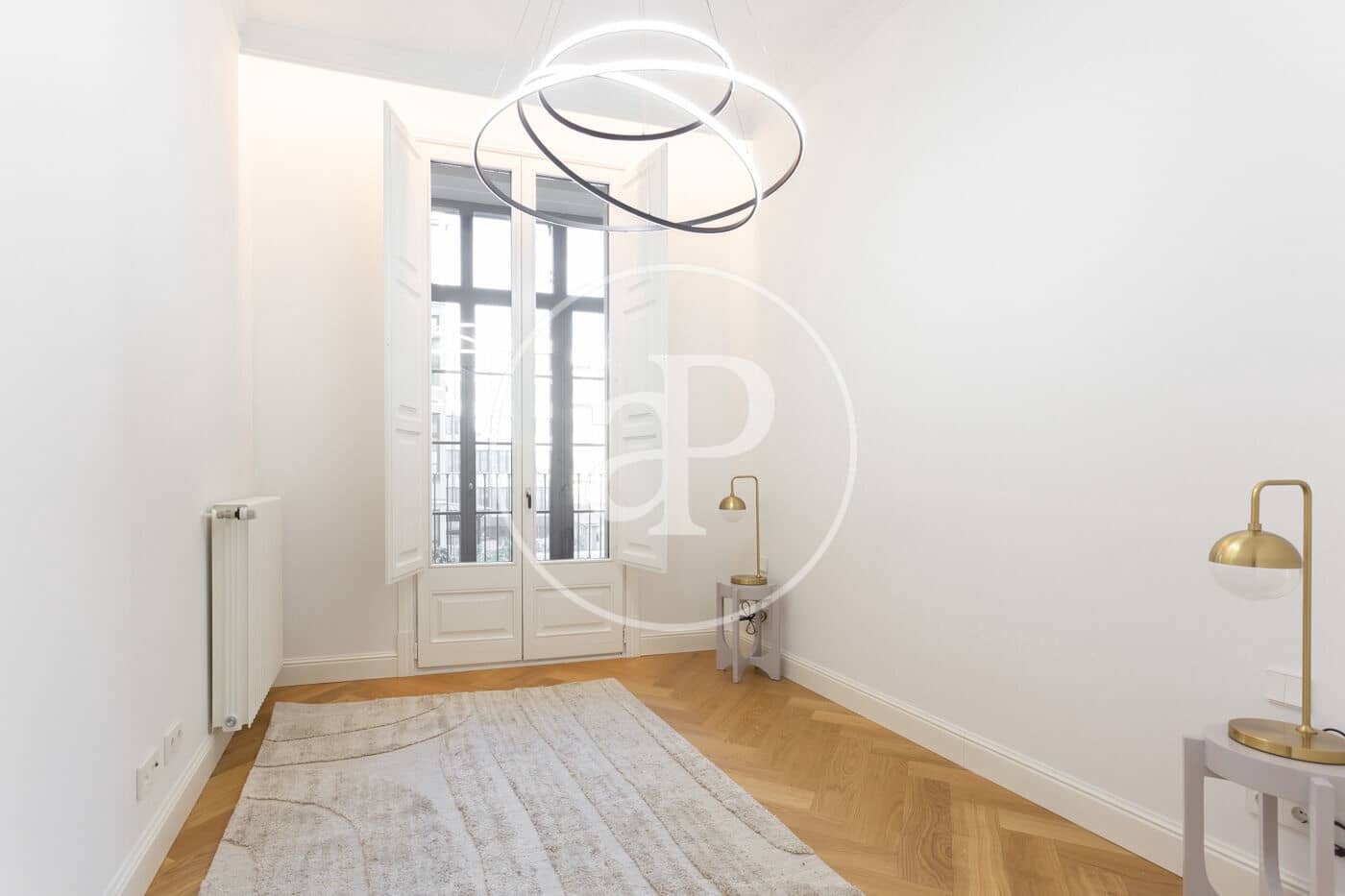 3 soveværelse Lejlighed til leje i Barcelona by med swimmingpool - € 9.000 (Ref: 8726045)