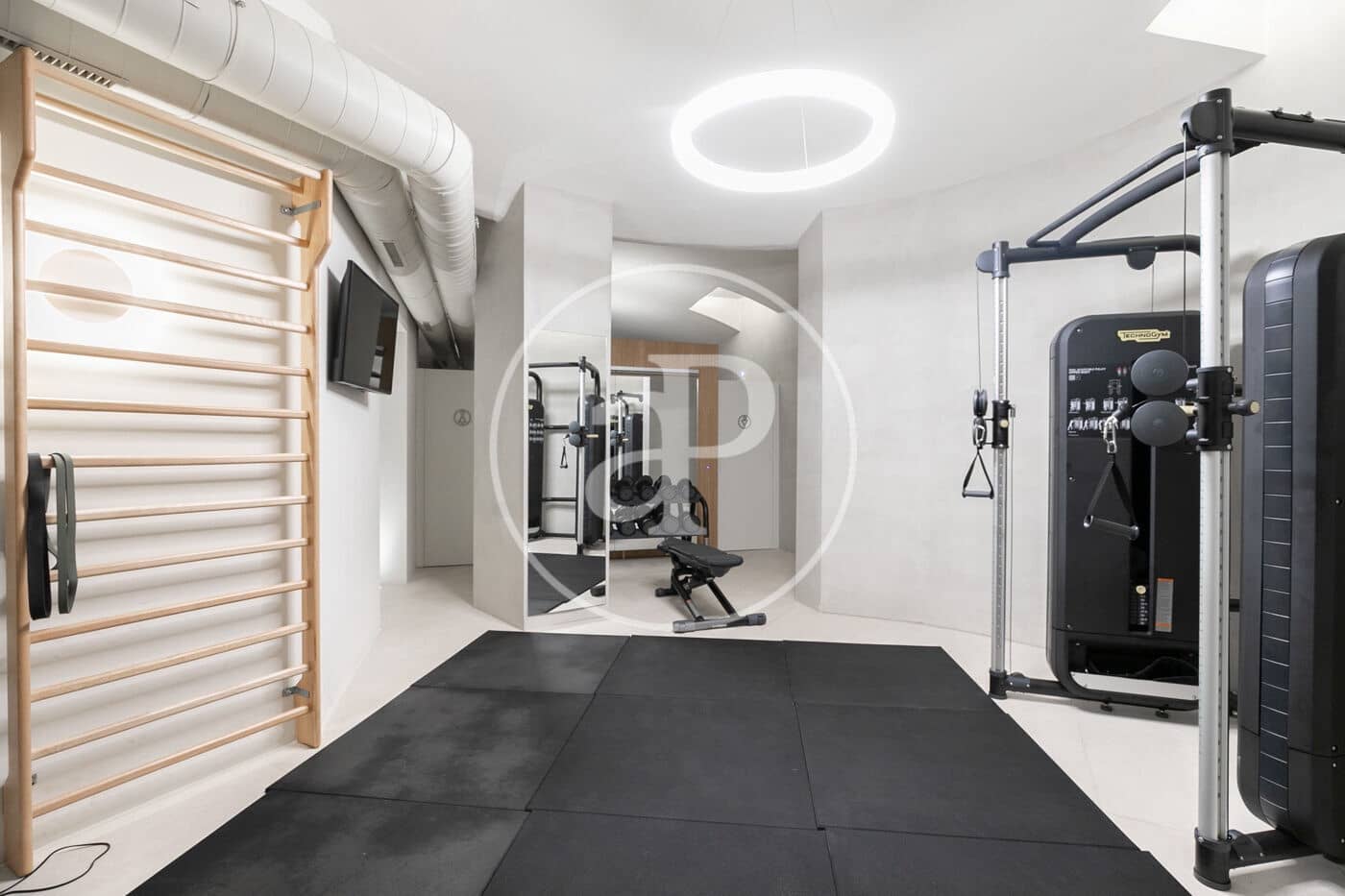 3 soveværelse Lejlighed til leje i Barcelona by med swimmingpool - € 9.000 (Ref: 8726045)