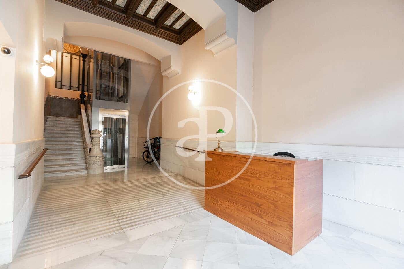 3 soveværelse Lejlighed til leje i Barcelona by med swimmingpool - € 9.000 (Ref: 8726045)