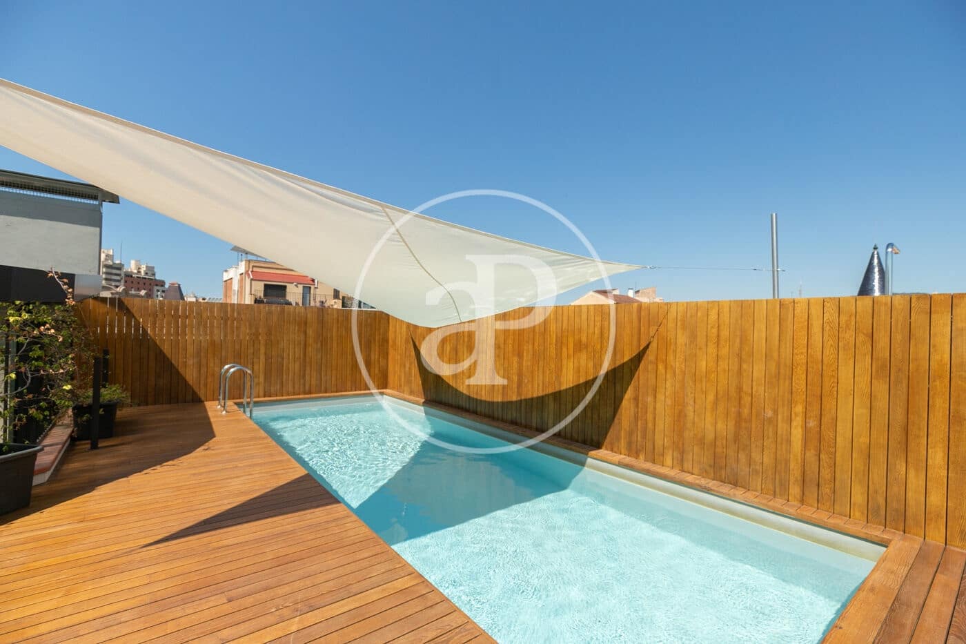 3 soveværelse Lejlighed til leje i Barcelona by med swimmingpool - € 9.000 (Ref: 8726045)