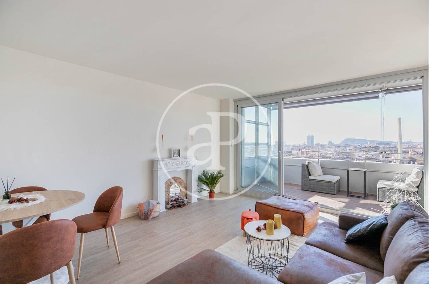 Appartement de 2 chambres à louer à Barcelone ville avec piscine - 2 843 € (Ref: 8726067)