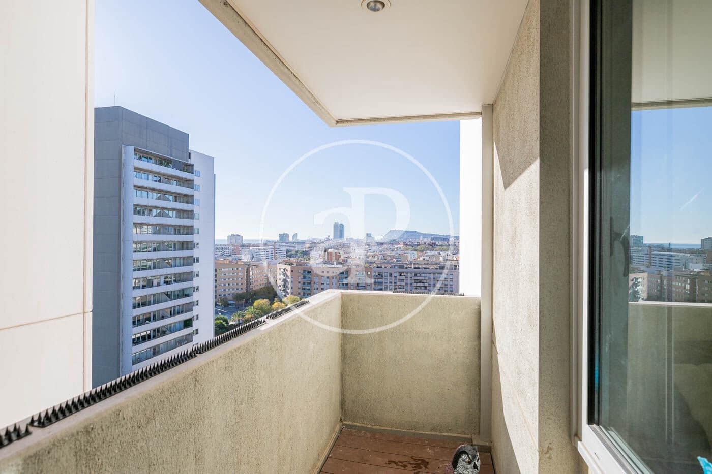 Appartement de 2 chambres à louer à Barcelone ville avec piscine - 2 843 € (Ref: 8726067)