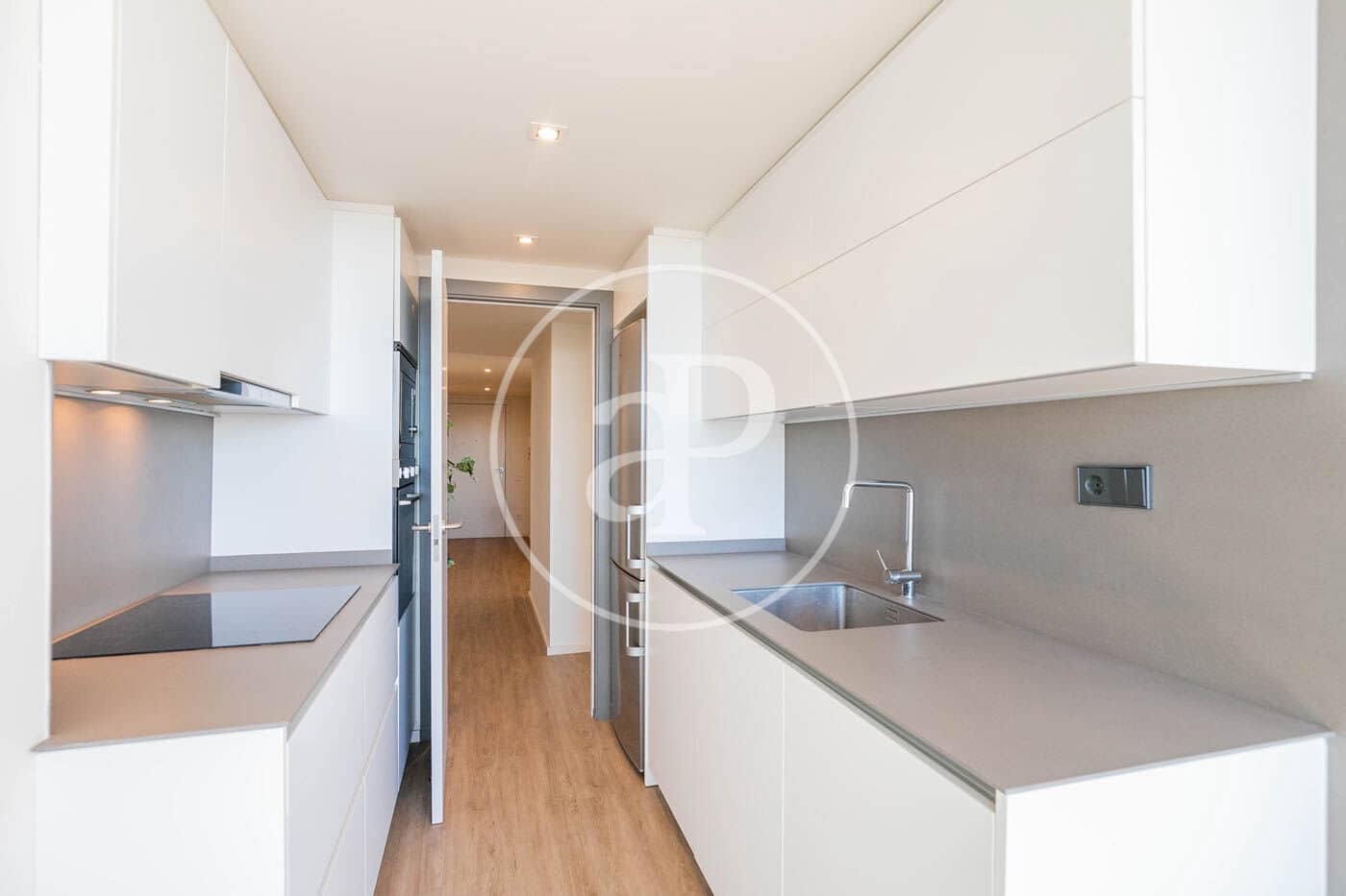 Appartement de 2 chambres à louer à Barcelone ville avec piscine - 2 843 € (Ref: 8726067)