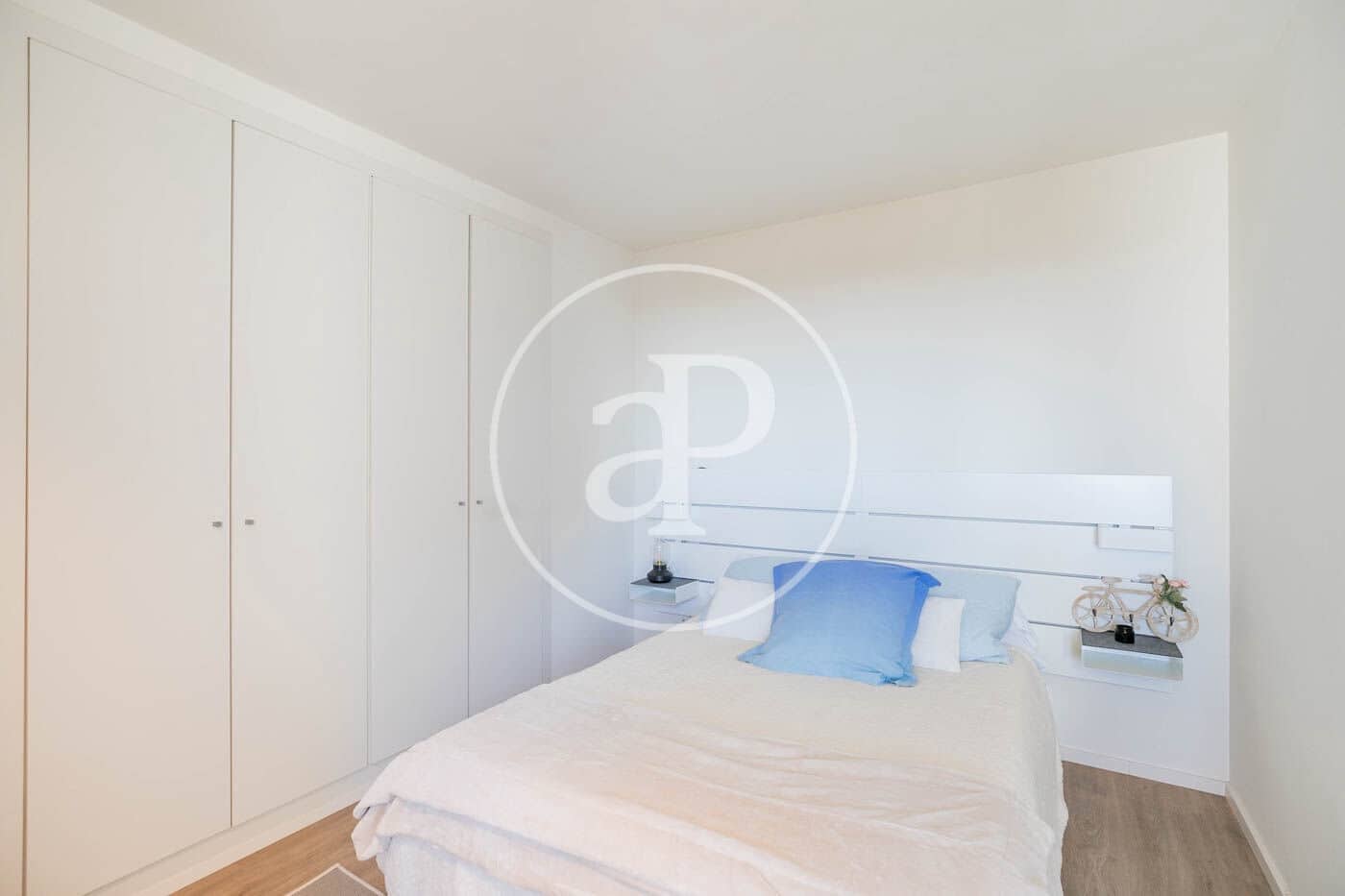 Appartement de 2 chambres à louer à Barcelone ville avec piscine - 2 843 € (Ref: 8726067)