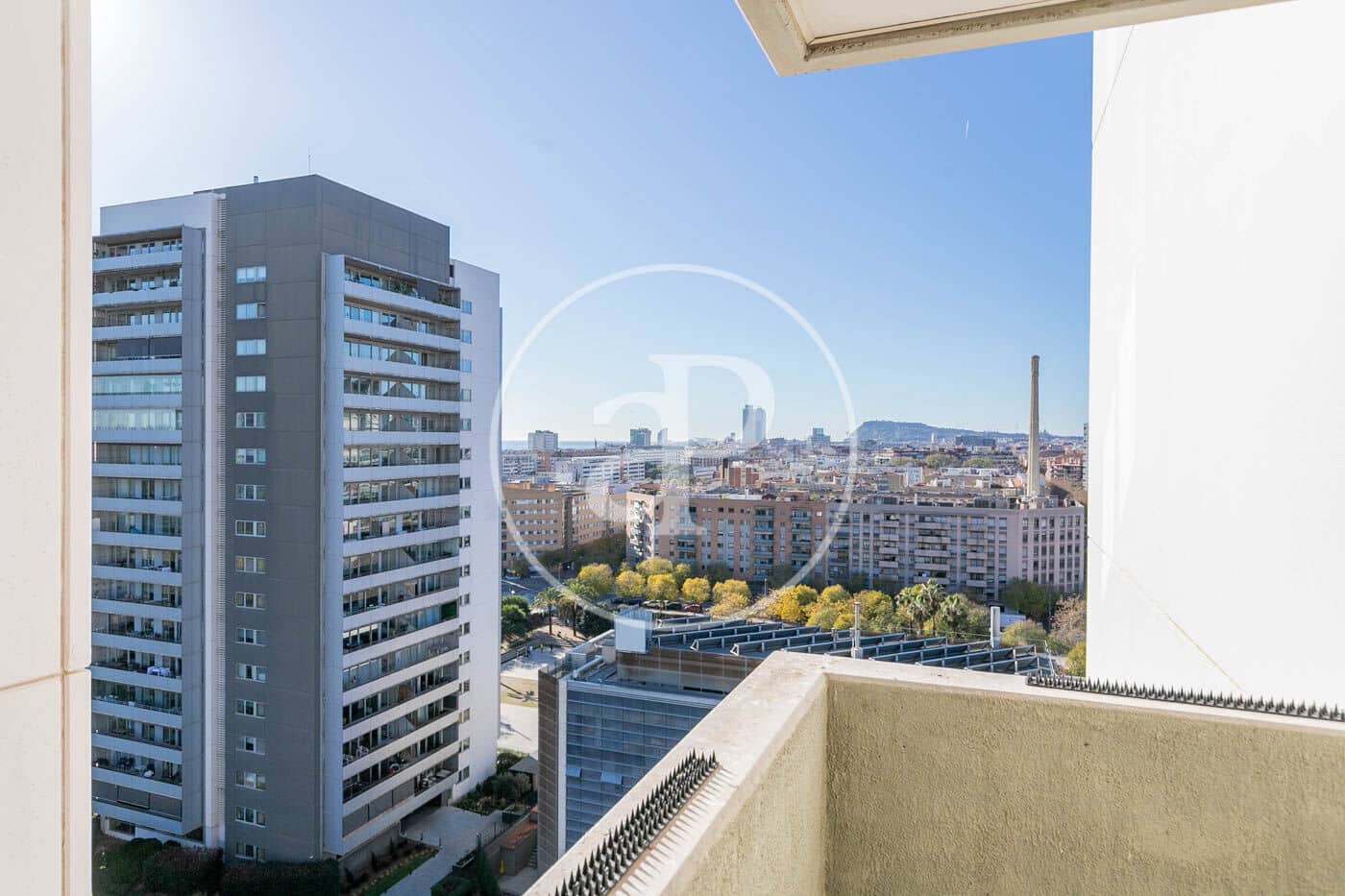Appartement de 2 chambres à louer à Barcelone ville avec piscine - 2 843 € (Ref: 8726067)
